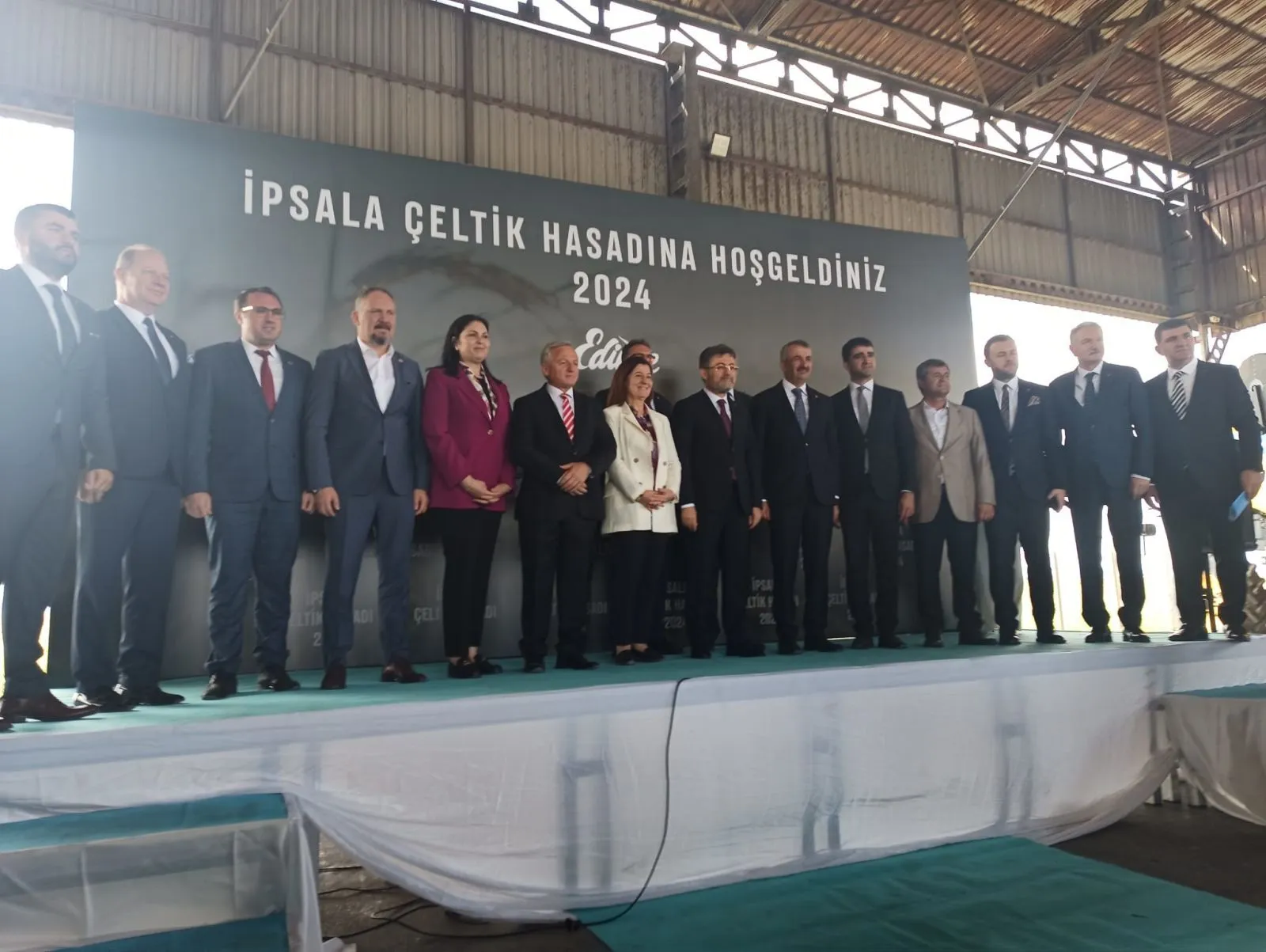 İpsala’da Bakan İbrahim Yumaklı’nın katılımıyla çeltik hasadı yapıldı