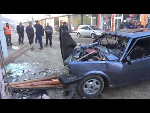 Polisten kaçarken işyerine girdi